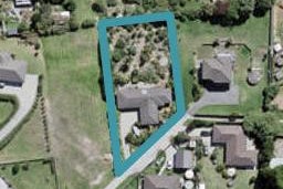 28 Omana Avenue, Helensville