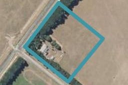 221 Western Lake Road, Western Lake, Featherston