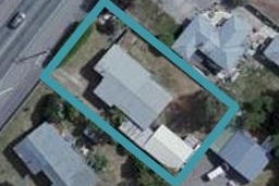 309 High Street South, Carterton