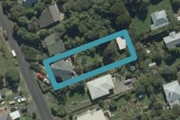 27 Frances Street, Broad Bay, Dunedin