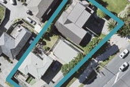 2/18 Hauraki Crescent, Pinehill, Auckland