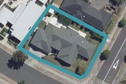1 The Esplanade, Huntington, Hamilton