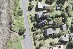 129 Marine Parade North, Piha