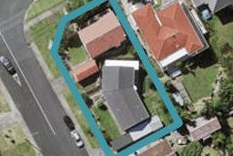 2/285 Sunset Road, Sunnynook, Auckland