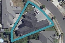 6 Connor Court, Huntington, Hamilton