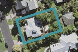 28 Seaview Avenue, Northcote, Auckland