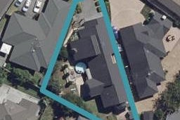 12 The Peninsula, Huntington, Hamilton