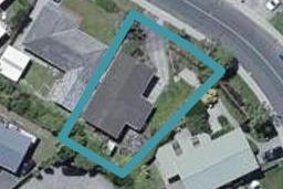 37 Somes Crescent, Newlands, Wellington