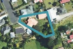 39 Antonio Street, Stratford
