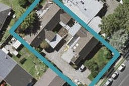 1/195 Shakespeare Road, Milford, Auckland