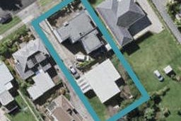 2/18 Lomond Street, Takapuna, Auckland