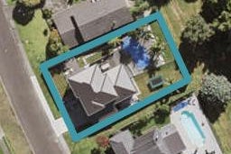10 Tarahanga Street, Northcote, Auckland