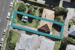 8A Fowlds Avenue, Sandringham, Auckland