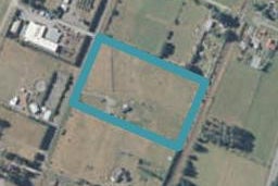 30 Oak Street, Orari