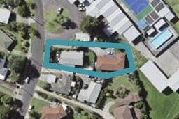 2/18 Swan Crescent, Pakuranga, Auckland