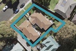 2/27 Buscomb Avenue, Henderson, Auckland