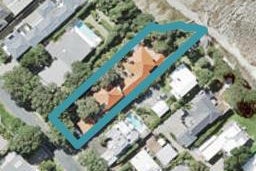 1/40 Whitby Crescent, Mairangi Bay, Auckland