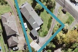 2/1 Alison Avenue, Herald Island, Auckland