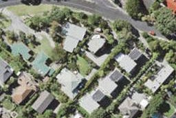 2/85 BRAEMAR RD, Castor Bay, Auckland