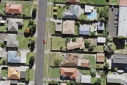 2/5 Peachgrove Road, Te Atatu Peninsula, Auckland