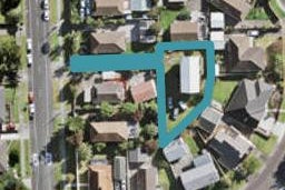 42 Beach Road, Te Atatu Peninsula, Auckland