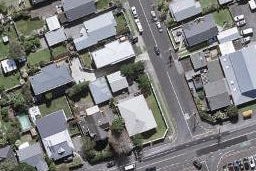 24 Belt Road, Moturoa, New Plymouth