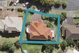 6 McFetridge Place, Hillcrest, Auckland