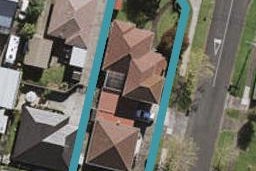 2/15 Hamilton Road, Papatoetoe, Auckland