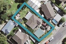 16 Landow Place, Henderson, Auckland