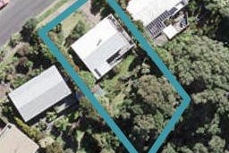 8 Kennedy Point Road, Surfdale, Waiheke Island