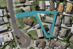 2/20 Glenlea Place, Flat Bush, Auckland