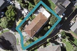 2/11 Golders Place, Howick, Auckland