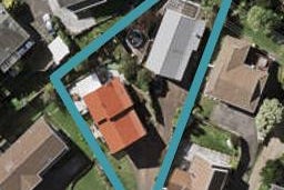 2/10 Remus Place, Totara Vale, Auckland