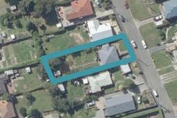 16 Alexander Street, Abbotsford, Dunedin