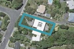 35 Kakariki Grove, Waikanae