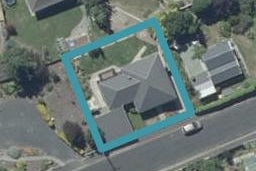33 Clyde Street, Kinmont Park, Mosgiel