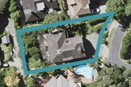 11 Centennial Place, Campbells Bay, Auckland
