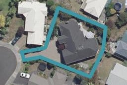 8 Badminton Court, Huntington, Hamilton
