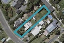 11 Te Moana Road, Waikanae Beach, Waikanae