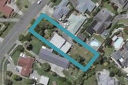 11 Greenaway Road, Waikanae