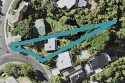 16 Montgomery Crescent, Cockle Bay, Auckland