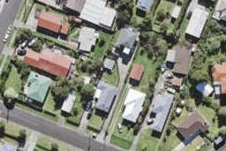 1/2 Daphne Street, Kelston, Auckland