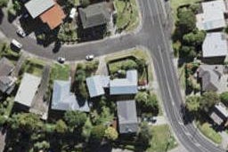 2/2 Colin Wild Place, Glenfield, Auckland