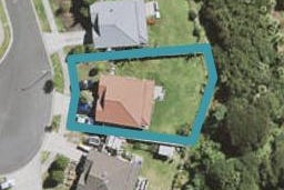 16 Haki Wihongi Place, Glen Eden, Auckland
