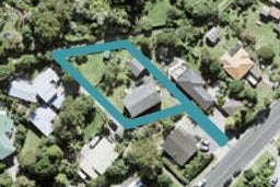 908 Beach Road, Waiake, Auckland