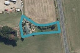 1151 State Highway 1, Marton
