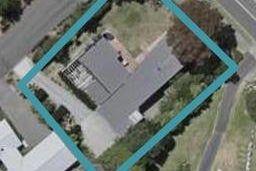 2 Ferndale Drive, Waikanae