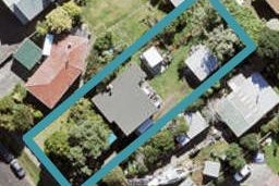 8 Coleman Avenue, Herald Island, Auckland