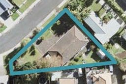4 Walton Street, Red Beach, Red Beach