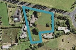 256 Logan Road, Buckland